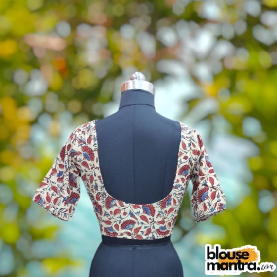 White & Pnk Batic | Front V Neck | Back Round Neck Glass Sleeve