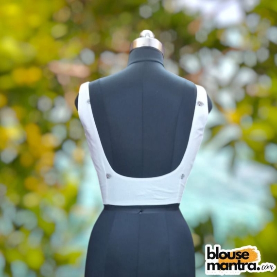 White Jamdani | Front Hook | Round neck Sleeveless