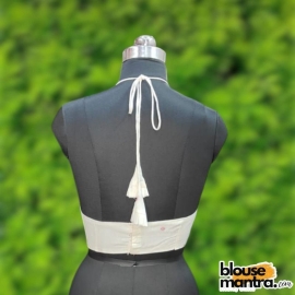 White korwai With Red | String Halter Noodle Strap