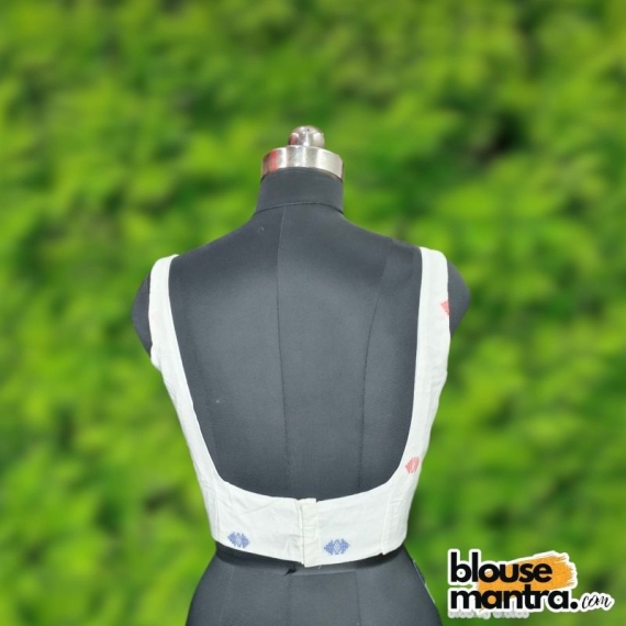 White Jamdani | Round neck Sleeveless