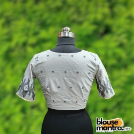 White Jamdani |V neck | Round Lace Attached Glass Sleeve