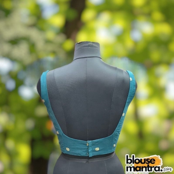  Green Mangal Giri | Square Neck Sleeveless