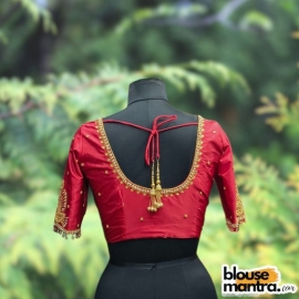 Dark Red Peacock Ari | Round neck | Latkan Glass Sleeve