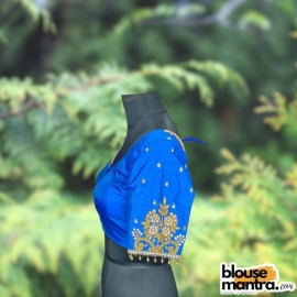 Blue Circle Flower Ari | Round neck | Latkan Glass Sleeve