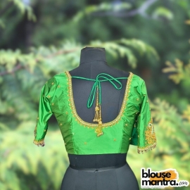  Lite Green Kolka with white Stone | Round neck | Latkan Glass Sleeve