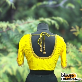 Yellow Kolka with white Stone | Round neck | Latkan Glass Sleeve
