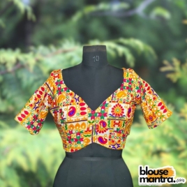 White Rajasthani Stitch fabric | Front Dome Neck | Back Round Neck Glass Sleeve