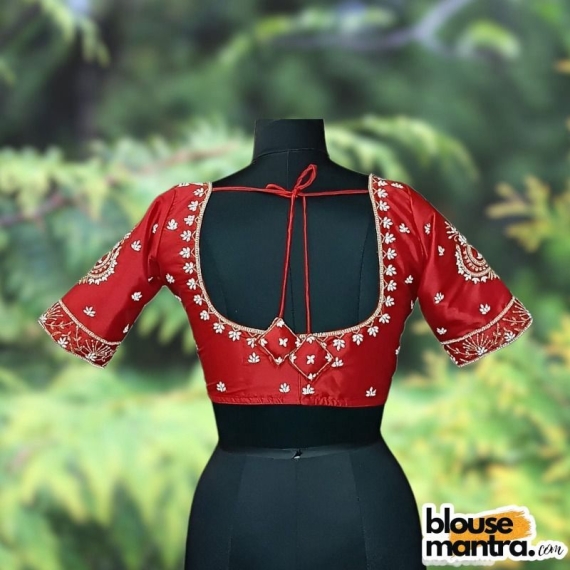 Red Samu | White Moti Ari embroidery Glass Sleeve