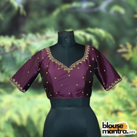 Wine Samu | Golden Flower Ari Embroidery Glass Sleeve