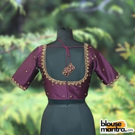 Wine Samu | Golden Flower Ari Embroidery Glass Sleeve