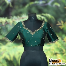 Botttle Green Samu | Golden Flower Ari Embroidery Glass Sleeve