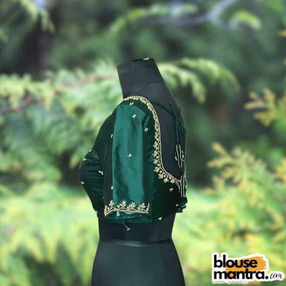 Botttle Green Samu | Golden Flower Ari Embroidery Glass Sleeve