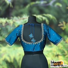 Firoza Samu | Golden Flower Ari Embroidery Glass Sleeve