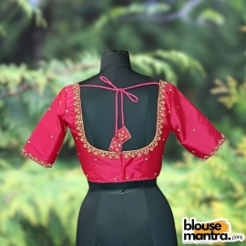 Pink Samu | Golden Flower Ari Embroidery Glass Sleeve