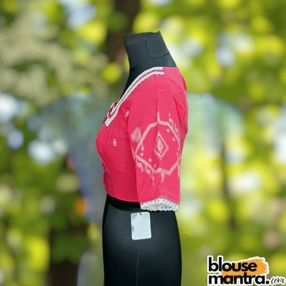 Pink Jamdani | Square Neck | Lace Attached Glass Sleeve