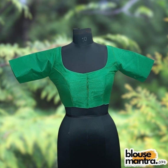 Green Semi Raw Silk | Ronud Neck | Back Strap Glass Sleeve