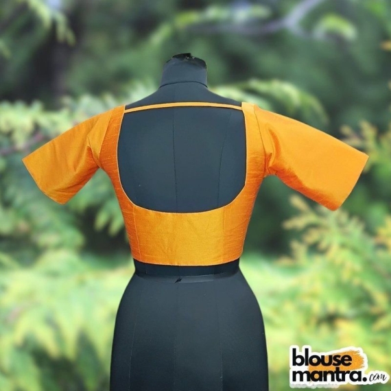 Musturd Semi Raw Silk | Ronud Neck | Back Strap Glass Sleeve