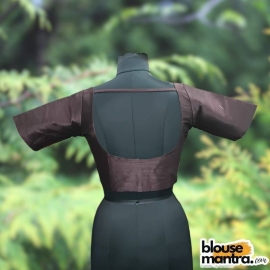 Coffe Semi Raw Silk | Ronud Neck | Back Strap Glass Sleeve