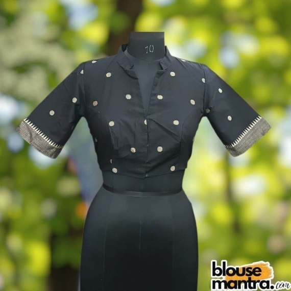 Black Mangal Giri | Airhostress Neck Glass Sleeve