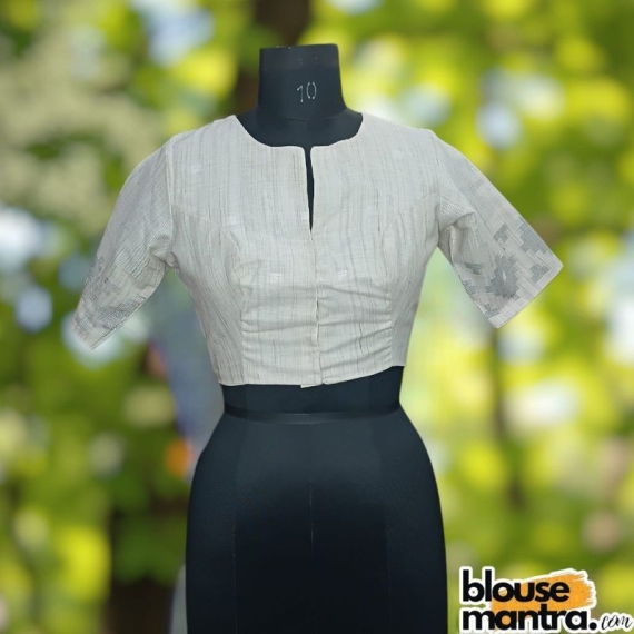 Off white Khadi Jamdani | Black Weaving | Front Small V Cut | Back Boat Neck Glass Sleeve