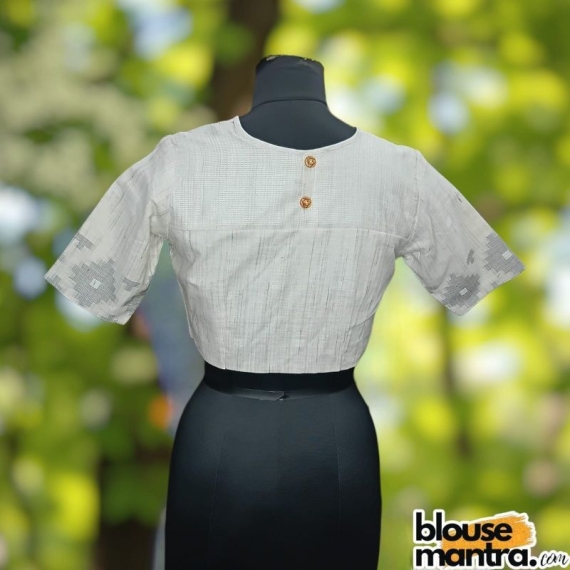 Off white Khadi Jamdani | Black Weaving | Front Small V Cut | Back Boat Neck Glass Sleeve