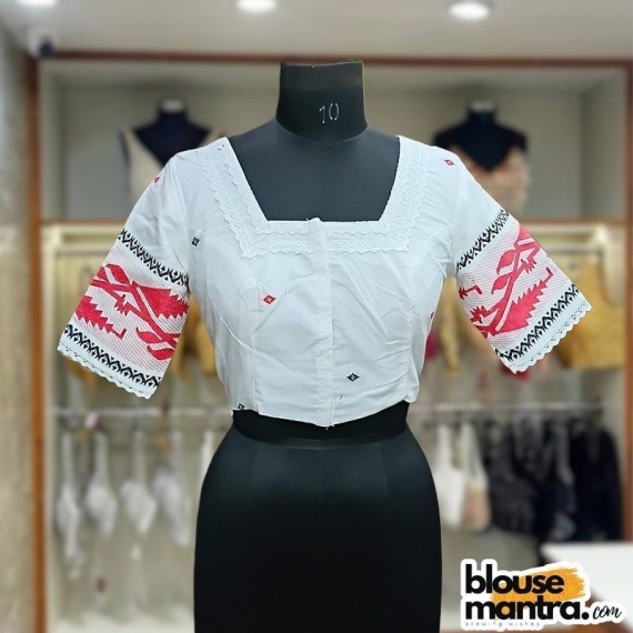 White Jamdani | Square Neck | Lace Attached Glass Sleeve