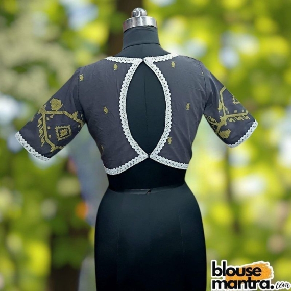 Dark Grey Jamdani | Front Dome Neck | Back Oval Cut Glass Sleeve