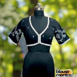 Black Jamdani | Barfi | Front Dome Neck | Back Oval Cut Glass Sleeve