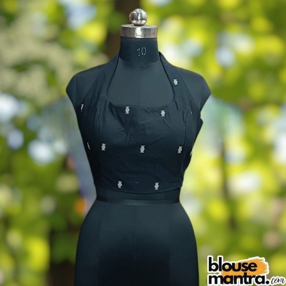 Black Jamdani | White Barfi | Halterneck Sleeveless