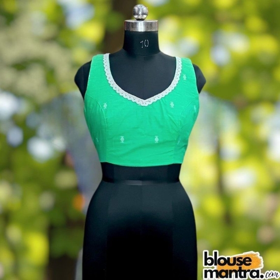 Parrot Green Jamdani | Front V Neck | Lace Attached