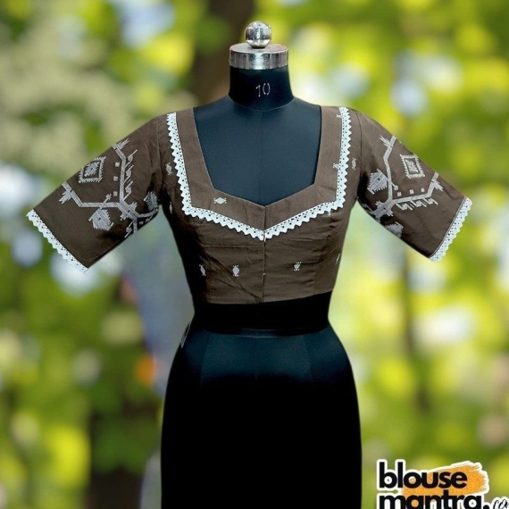  Coffee Jamdani | Loose Coller | Lace Attached Glass Sleeve